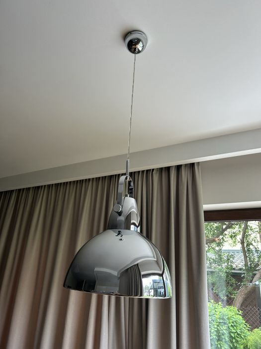 Lampa stołowa wisząca