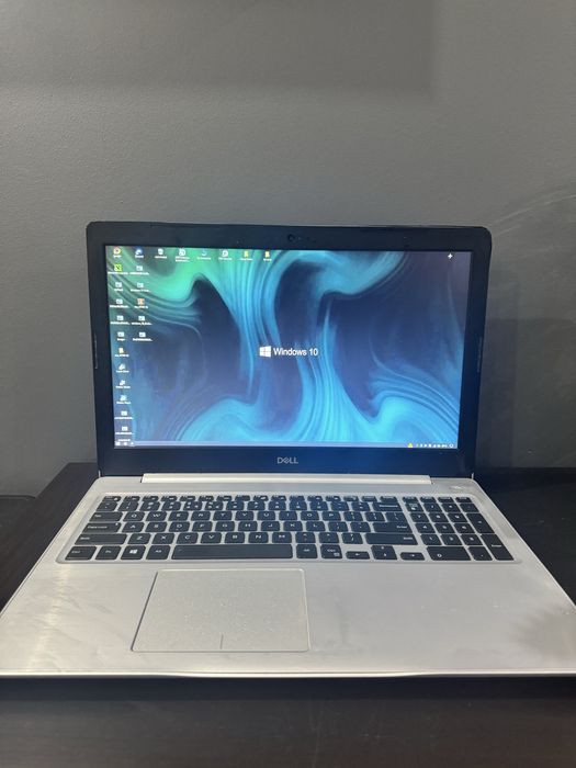 Laptop Dell Inspiron 5570