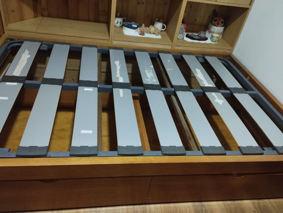 VENDO Cama e estrado