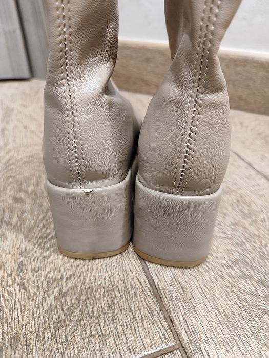 Продам демисезонні чобітки, черевики