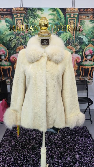 Casaco Vison Pérola com Raposa do Árctico