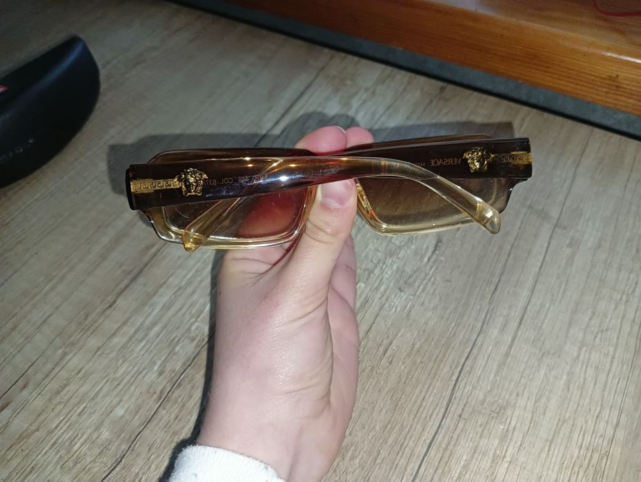 Вінтажні сонцезахисні окуляри Versace