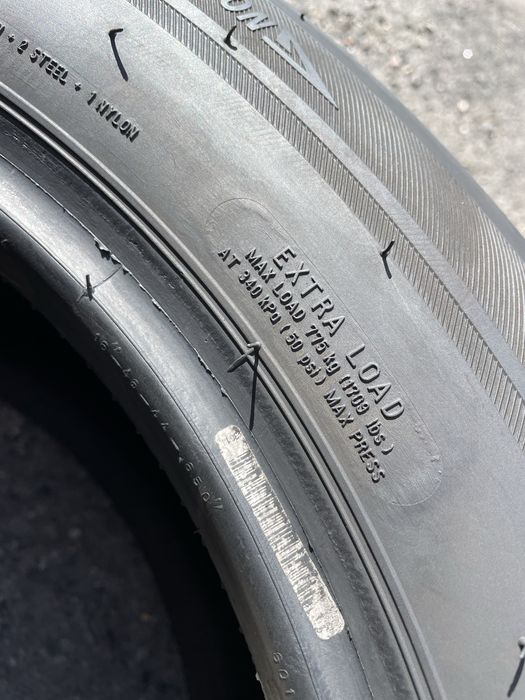 225/55 R16 Bridgestone Blizzak LM-32 / 2шт./ близько до нових / зима
