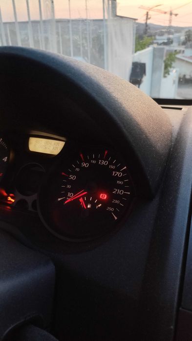 Carro megane 2006 diesel