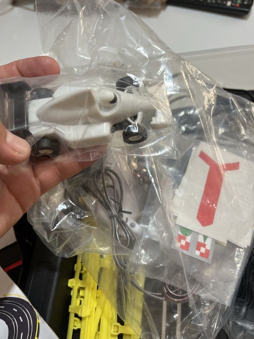 Duas pistas de carros nova!!