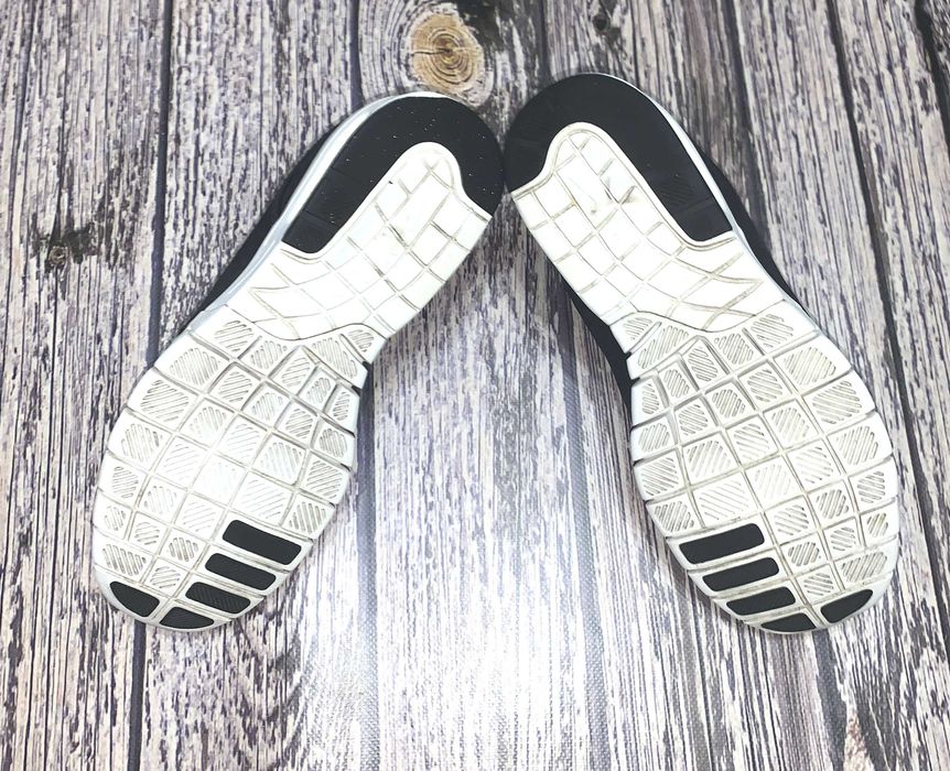 Кроссовки Nike для мужчины. размер 41 (26,5 см)