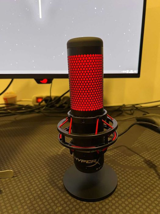 Microfone HyperX QuadCast Gaming USB