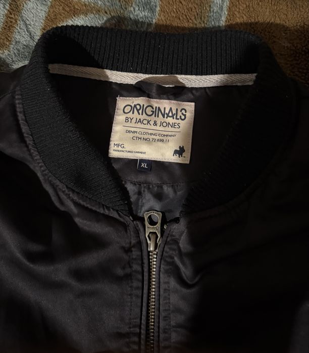 Курточка Jack & Jones XL бомбер
