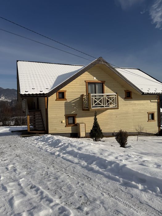 Затишний будинок у Карпатах з чанами та сауною