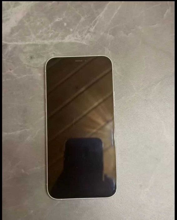 IPhone 12, 64 ГБ