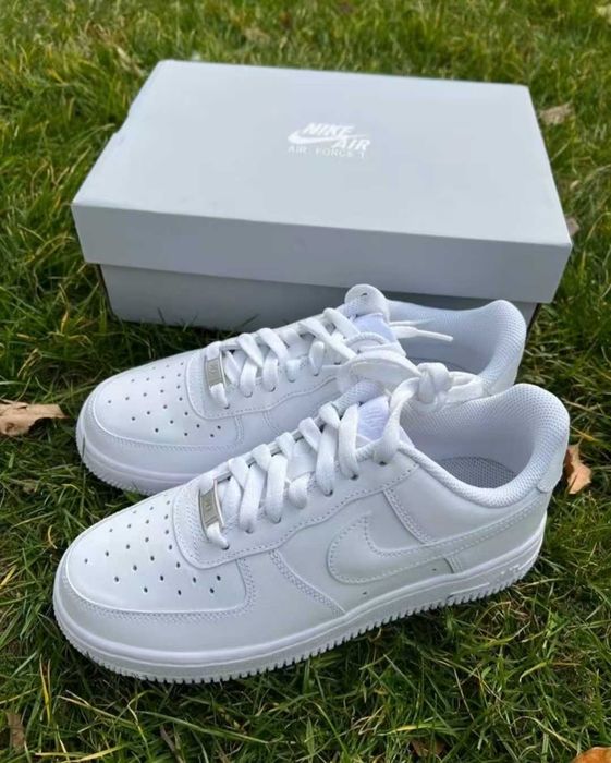 Nike Air Force 1 w kolorze białym  46