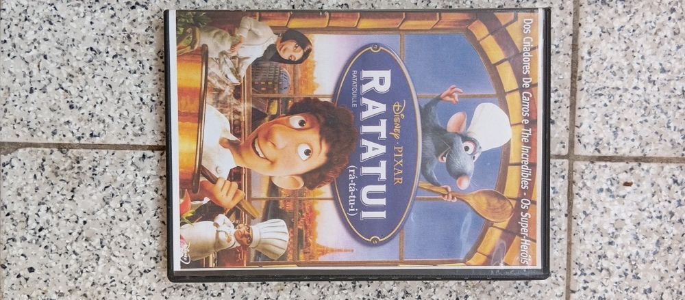 Vários DVDs para crianças