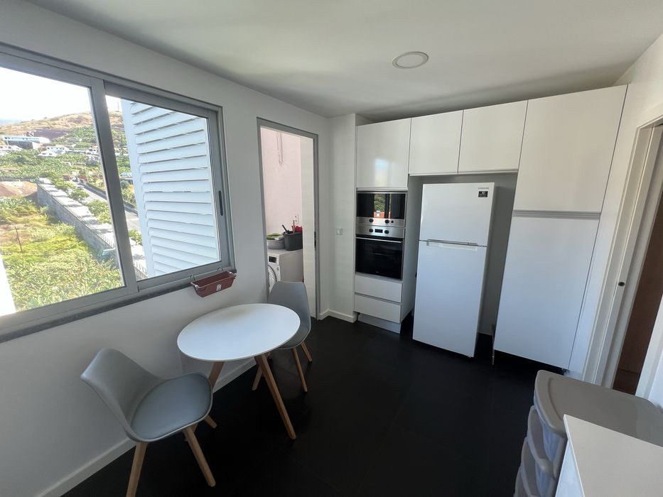 Arrendamento de longa duração T2 São Martinho - Funchal