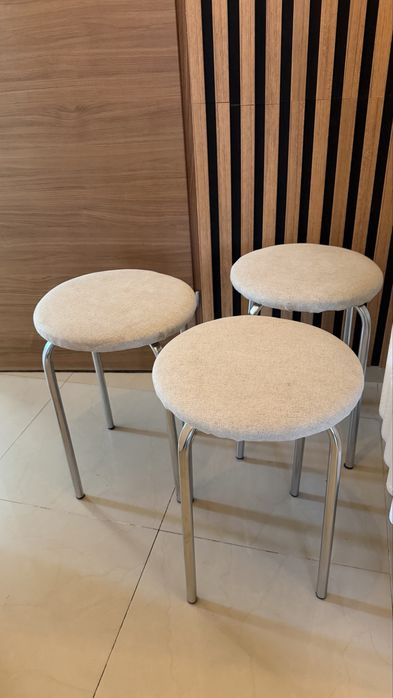 Taborety stołki 3 szt