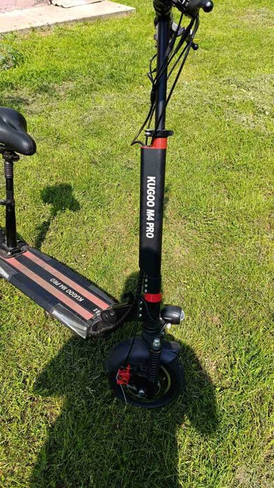 Продам электросамокат KUGOO M4 PRO