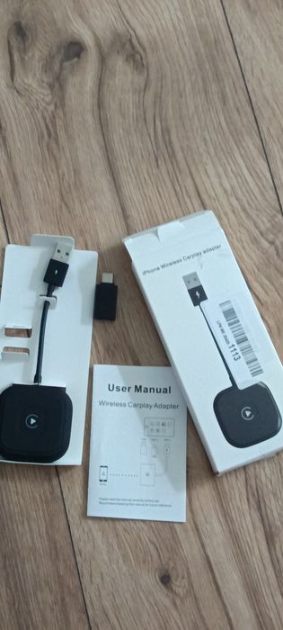 Bezprzewodowy adapter CarPlay do iPhone'a  Plug and Play