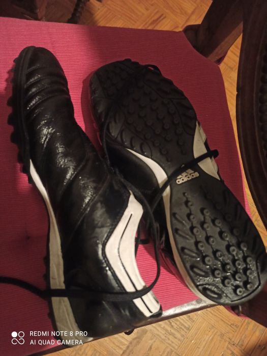 Chuteiras Adidas adinova 44