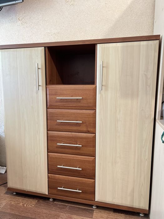 Продам комод в спальню/ дитячу/