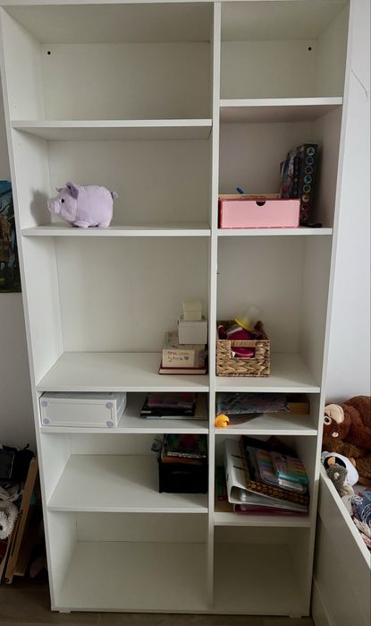 Regal na ksiazki ikea Vihalis