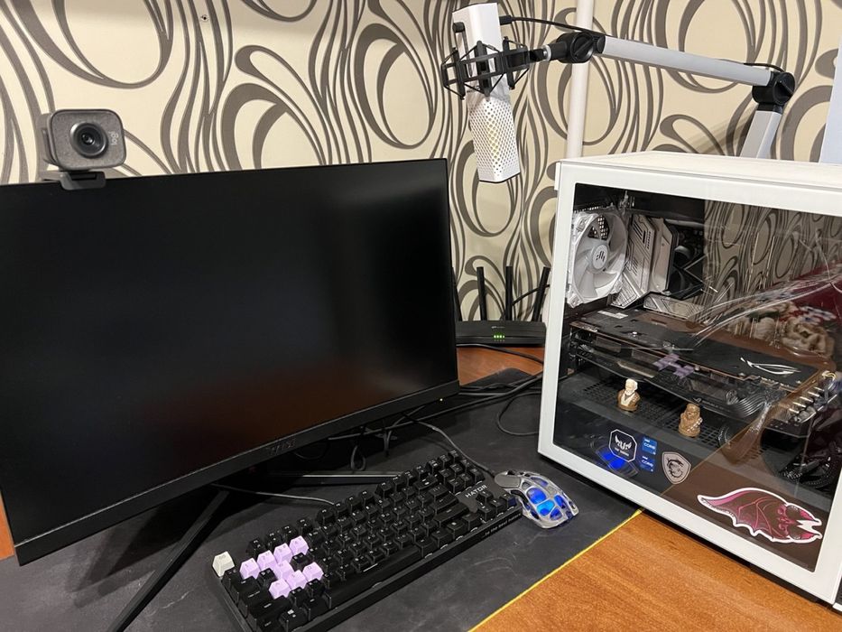 Продаю Ігоровий пк з монітором