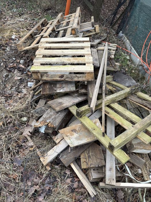 Oddam drewno palety