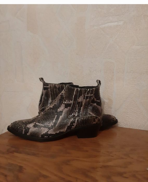 Ботинки женские демисезонные