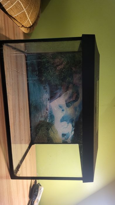 Sprzedam akwarium dla rybek 25L nowe