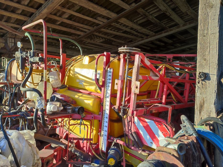 Продам оприскувач львівський прицепниц