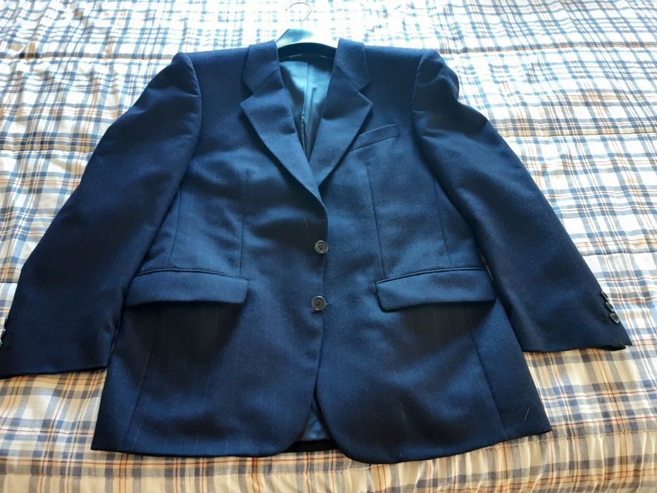 Vendo Fato de Homem de Pura Lã Virgem