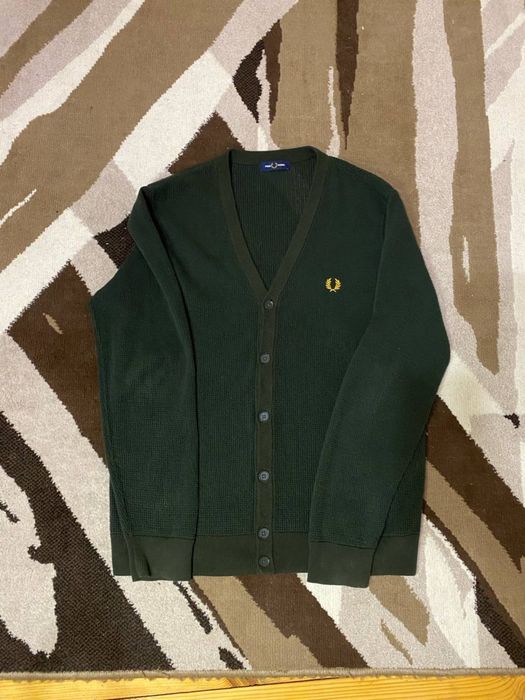 кардинан Fred Perry