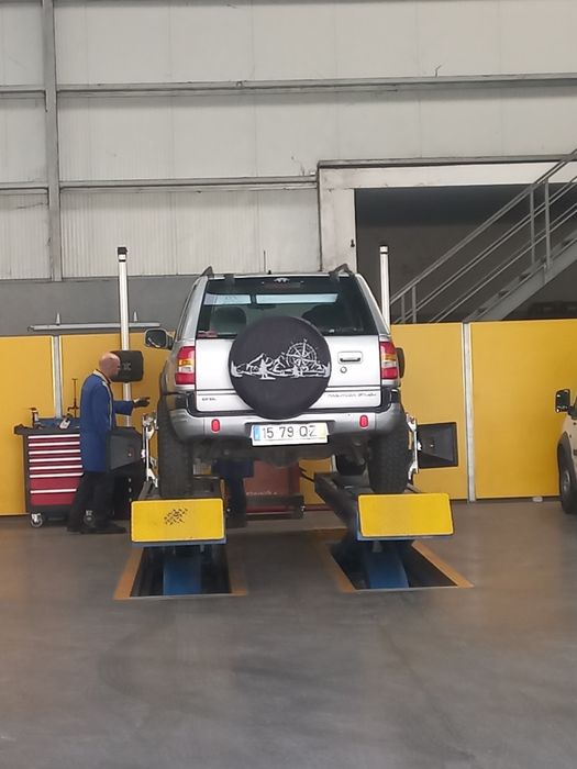 Opel Frontera B 2.2 DTI