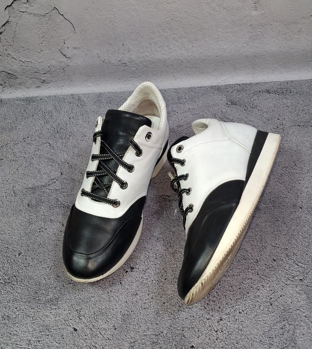 Кроссовки Max Mara женские ботинки кожаные чёрные и белые