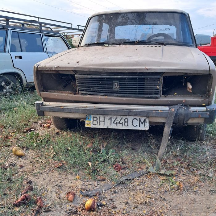 Продам ваз 2104 и в придачу 2105