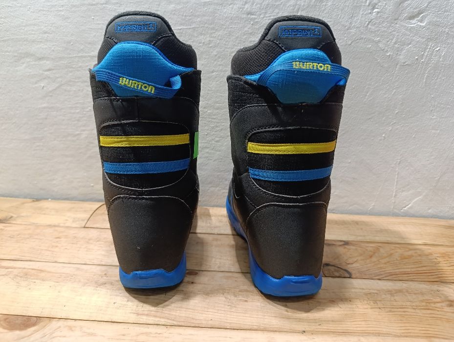 Nr 329 Buty snowboardowe dziecięce Burton Zipline 22 cm BOA