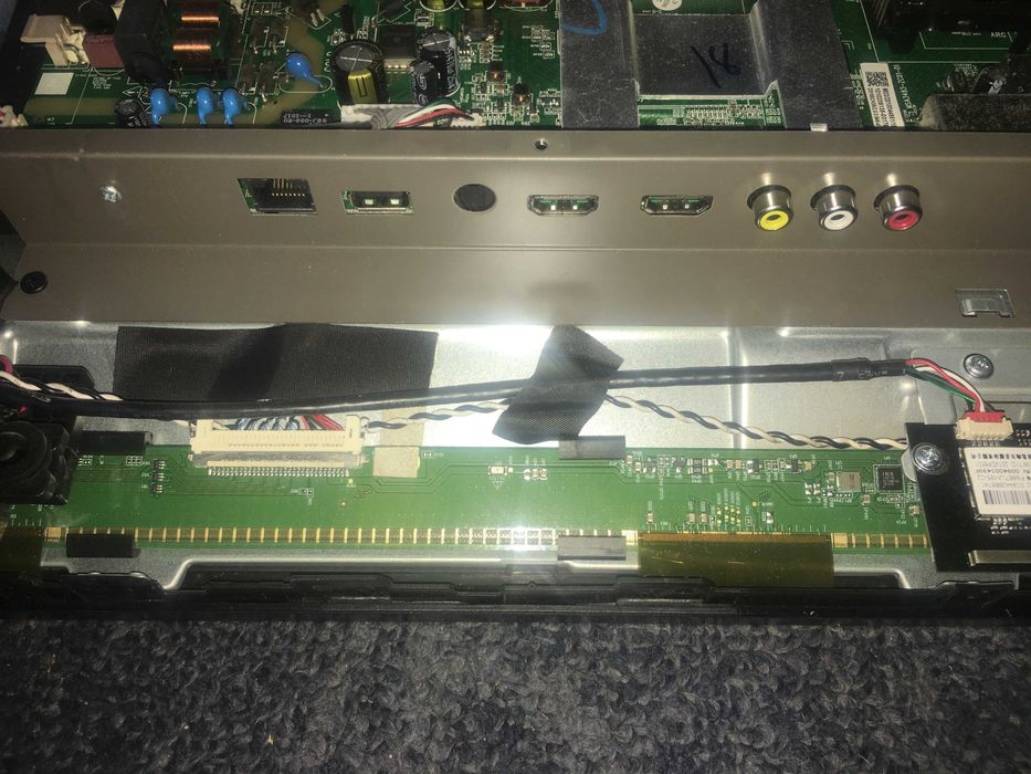 Kivi 32hr50   V320BJ6-Q01 F88ETUM35-C2)  F88ETUM35-C2