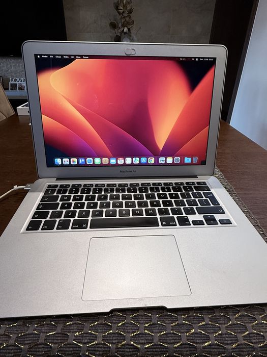 MacBook Air 13”  100% sprawny