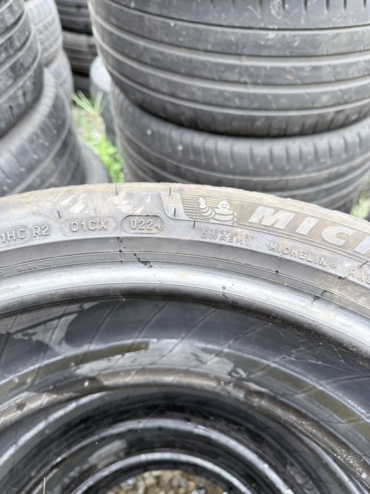Шини все сезонні 225/45/19 Мішелін крос клімат