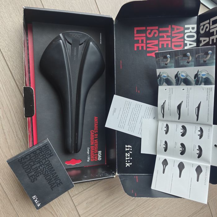 Siodełko Fizik Antares Versus Evo R1 Large 152mm 173g
