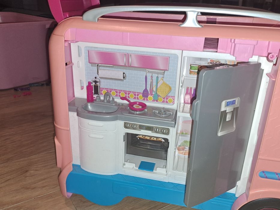 Duży Kamper Barbie