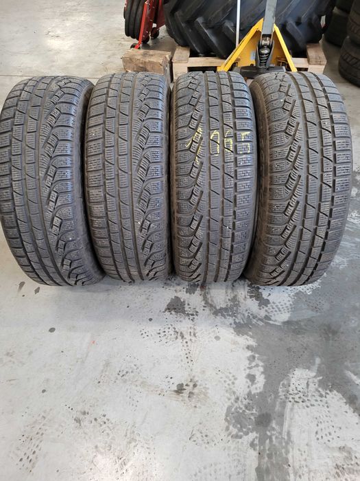 Komplet opon Pirelli 225/60 R 17