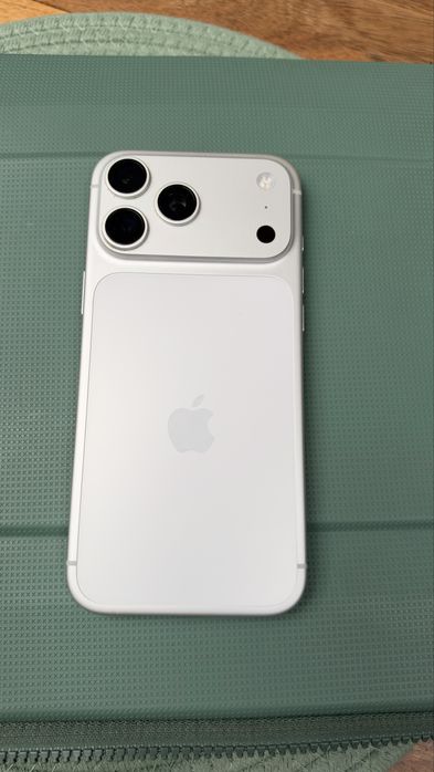 iPhone 17 Pro Max 256 Gb stan igła bateria 100%