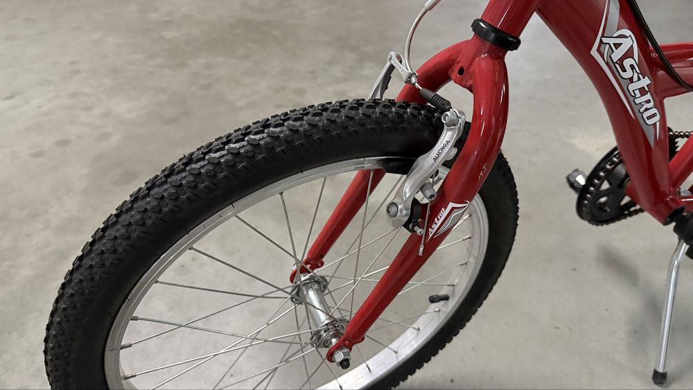 Bicicleta 20 polegadas cor vermelha como nova
