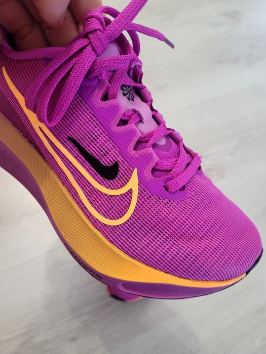 Кроссовки жіночі NIKE ZOOM FLY 5 нові original