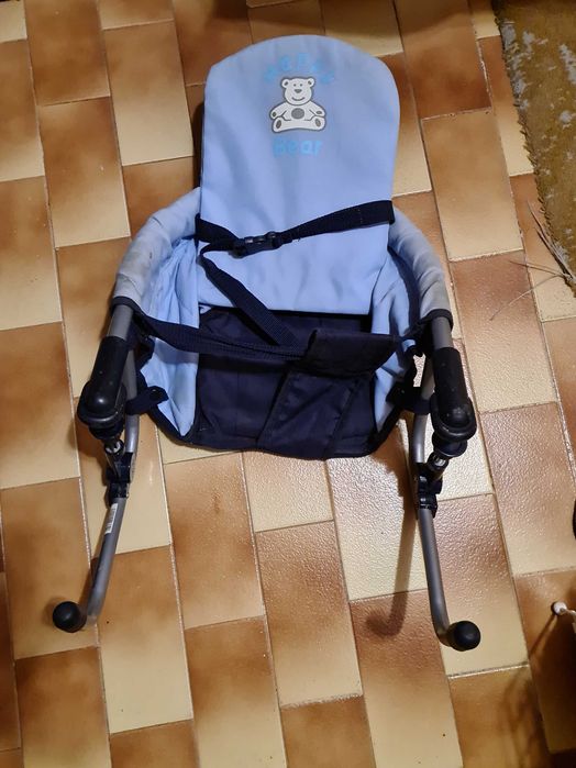 Cadeira suspensa para refeição