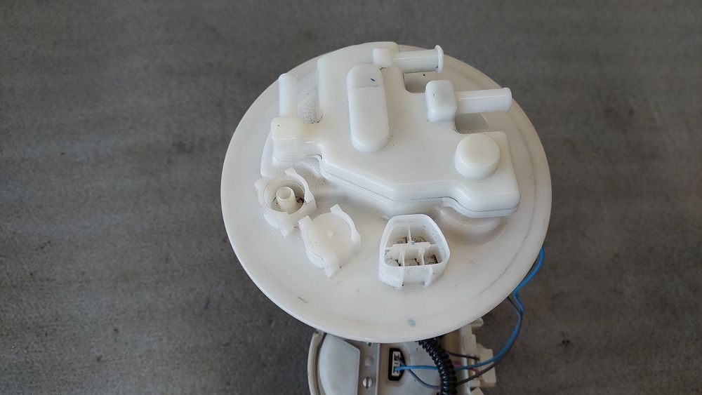 Bomba de combustível TOYOTA Prius Plus Hatchback (_W4_)