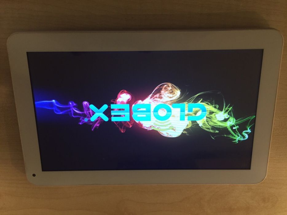 Продам планшет Globex GU1011C