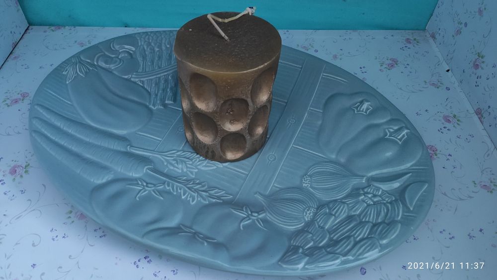Diversas peças de louça de decoração