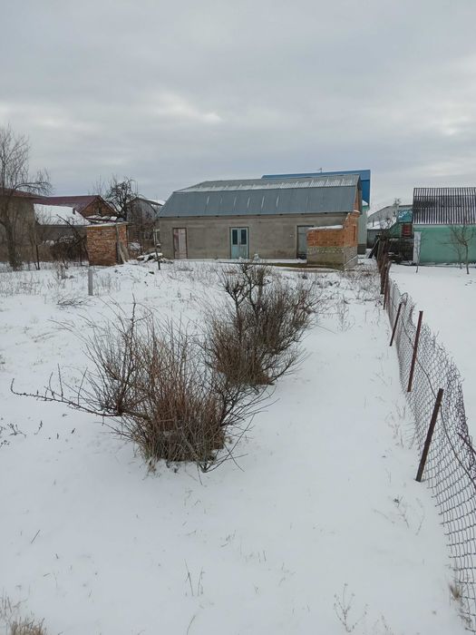 Продаж житлового будинку