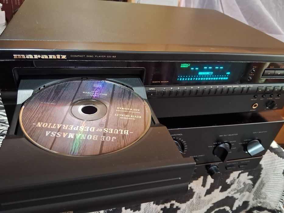 Дека Marantz CD 52+тюнер Marantz ST-40
