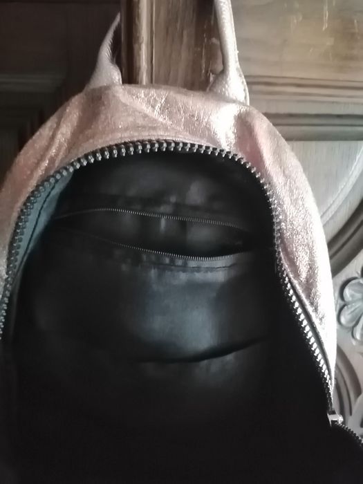 Mochila cor rosa brilhante